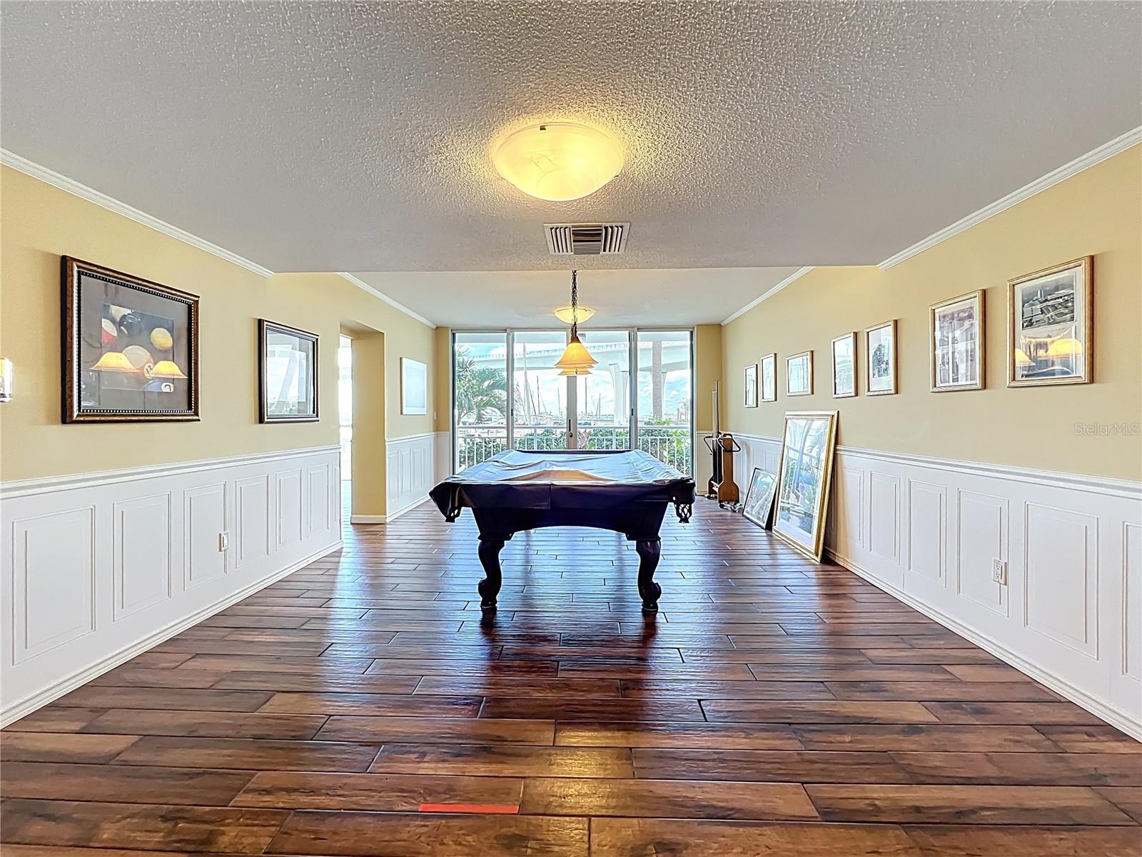 Image 23 of 33 For 100 Pierce Street 910