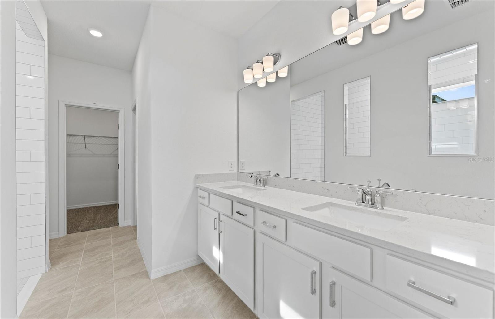 Image 8 of 26 For 1265 Lakeridge Way