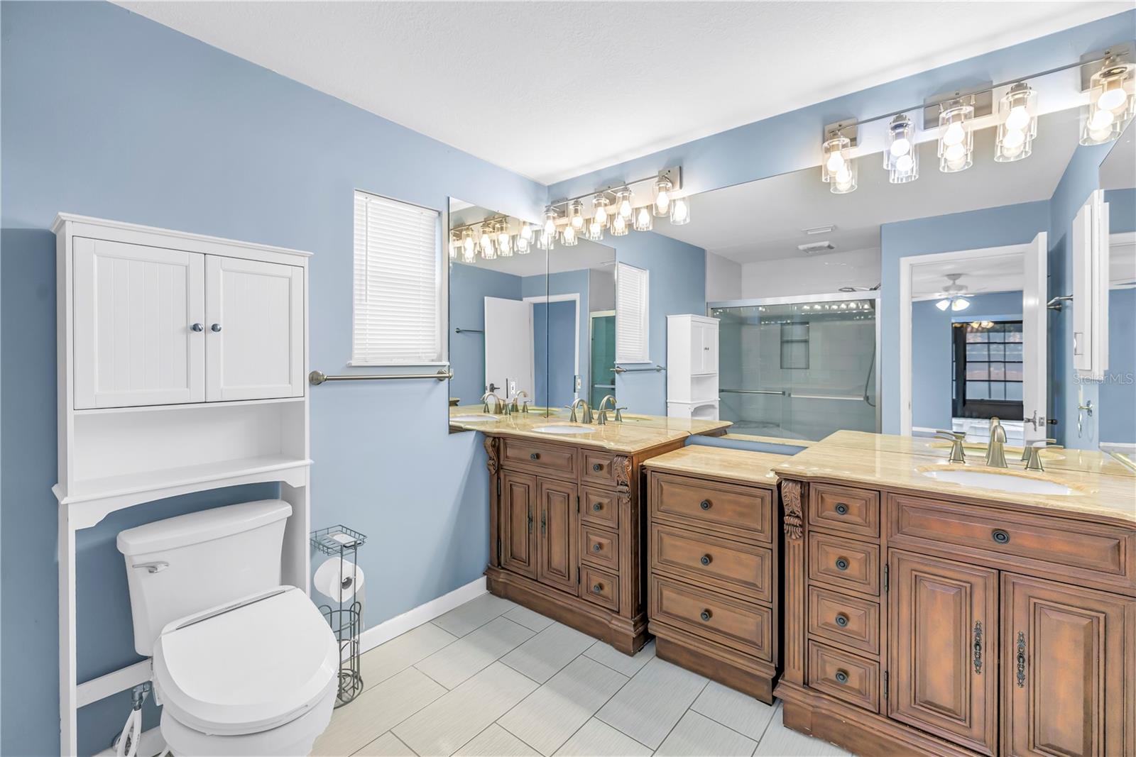 Listing photo id 14 for 289 Monte Cristo Boulevard