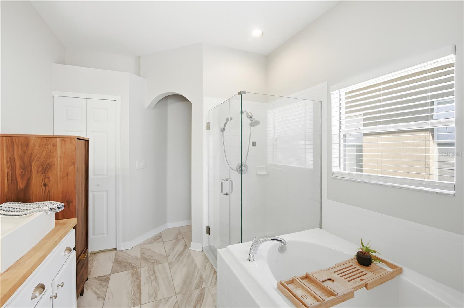 Image 12 of 21 For 1129 Emerald Hill Way