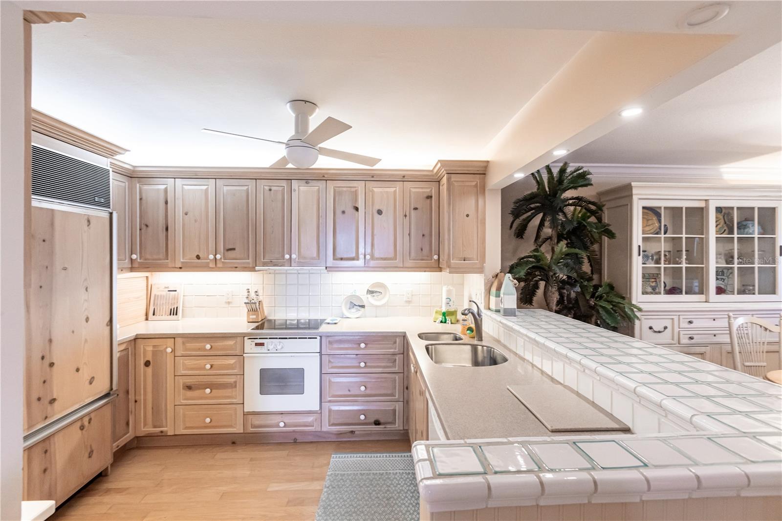 Image 14 of 28 For 1055 Peppertree Drive 703aa