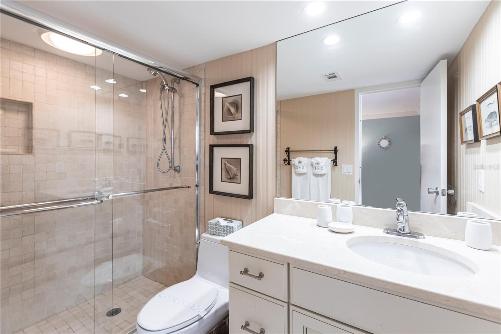 Image 22 of 28 For 1055 Peppertree Drive 703aa