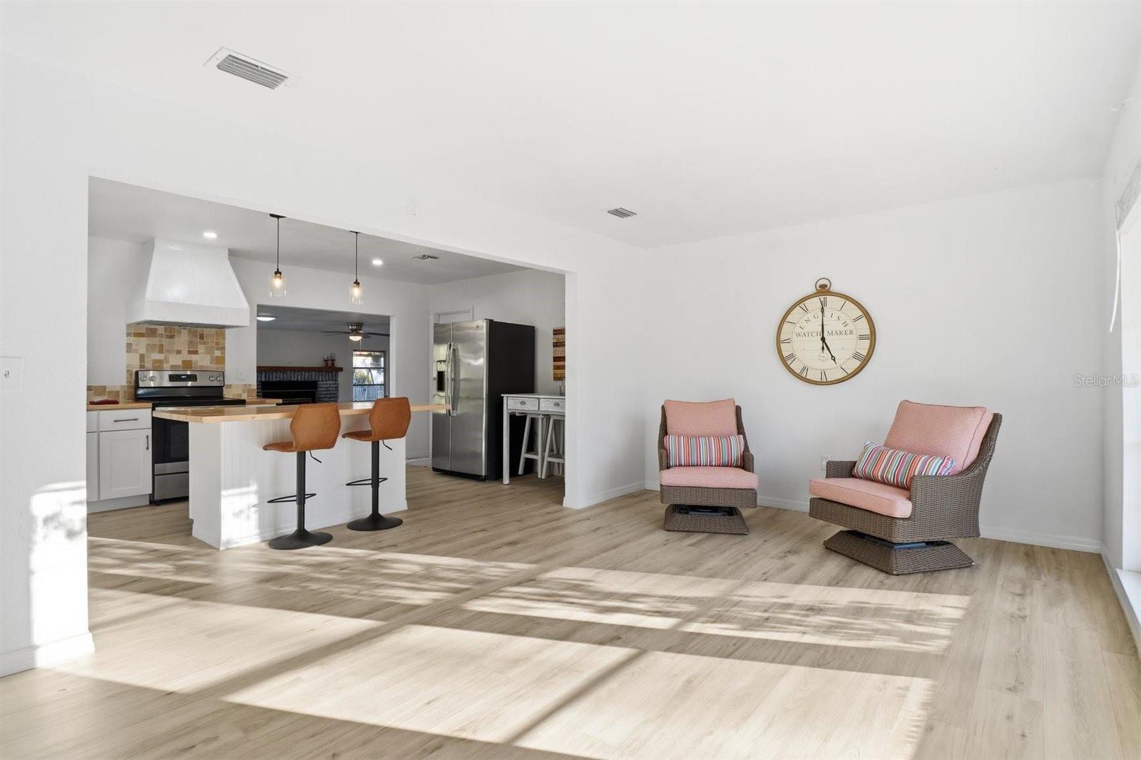 Image 10 of 53 For 1045 Fan Palm Point