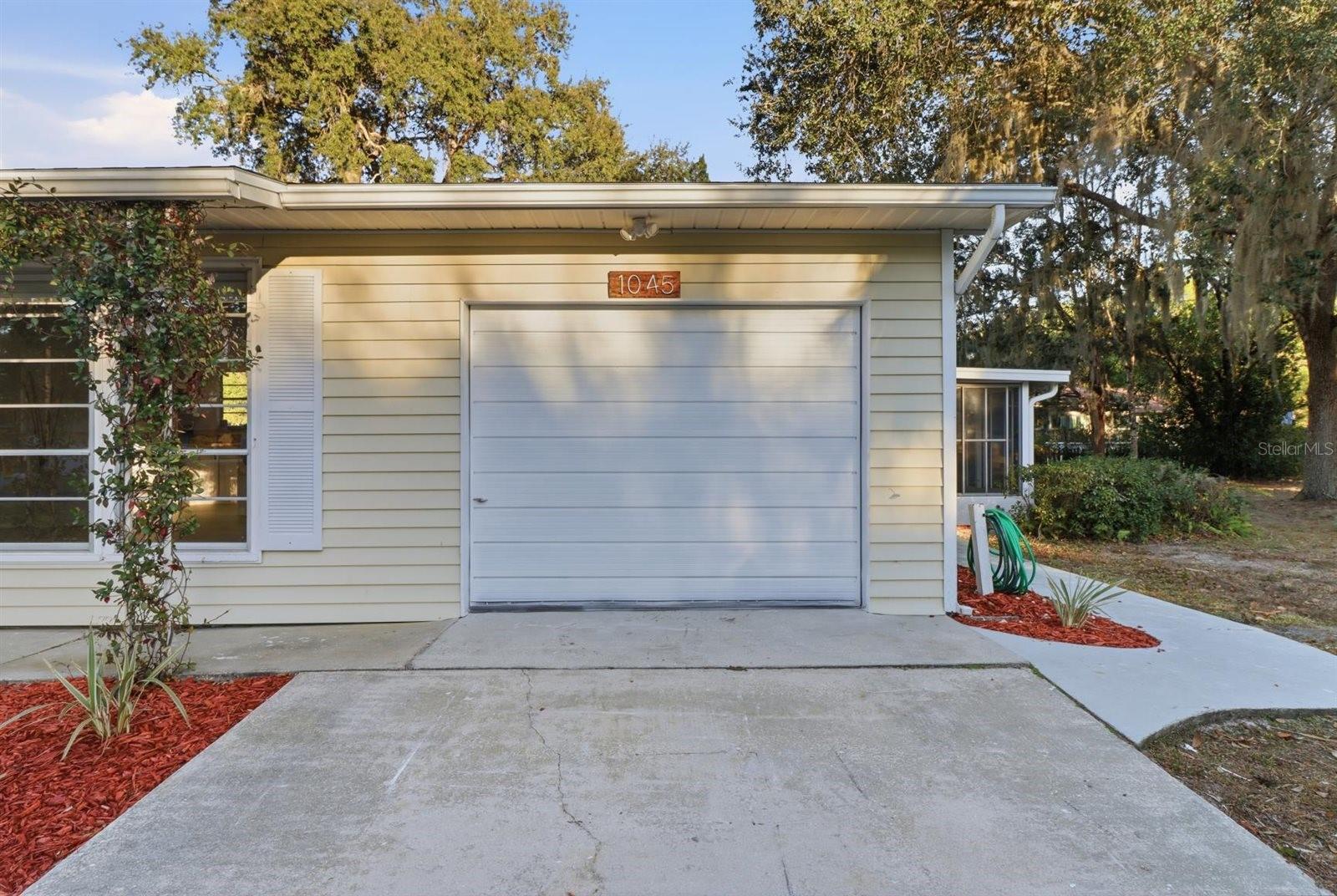 Image 6 of 53 For 1045 Fan Palm Point