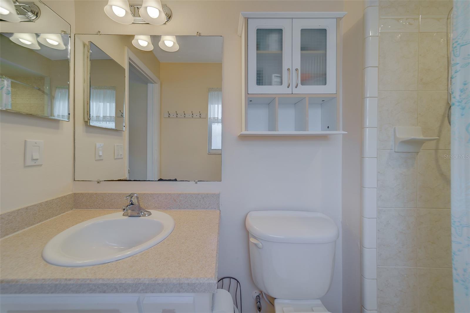 Image 28 of 54 For 2060 Envoy Court