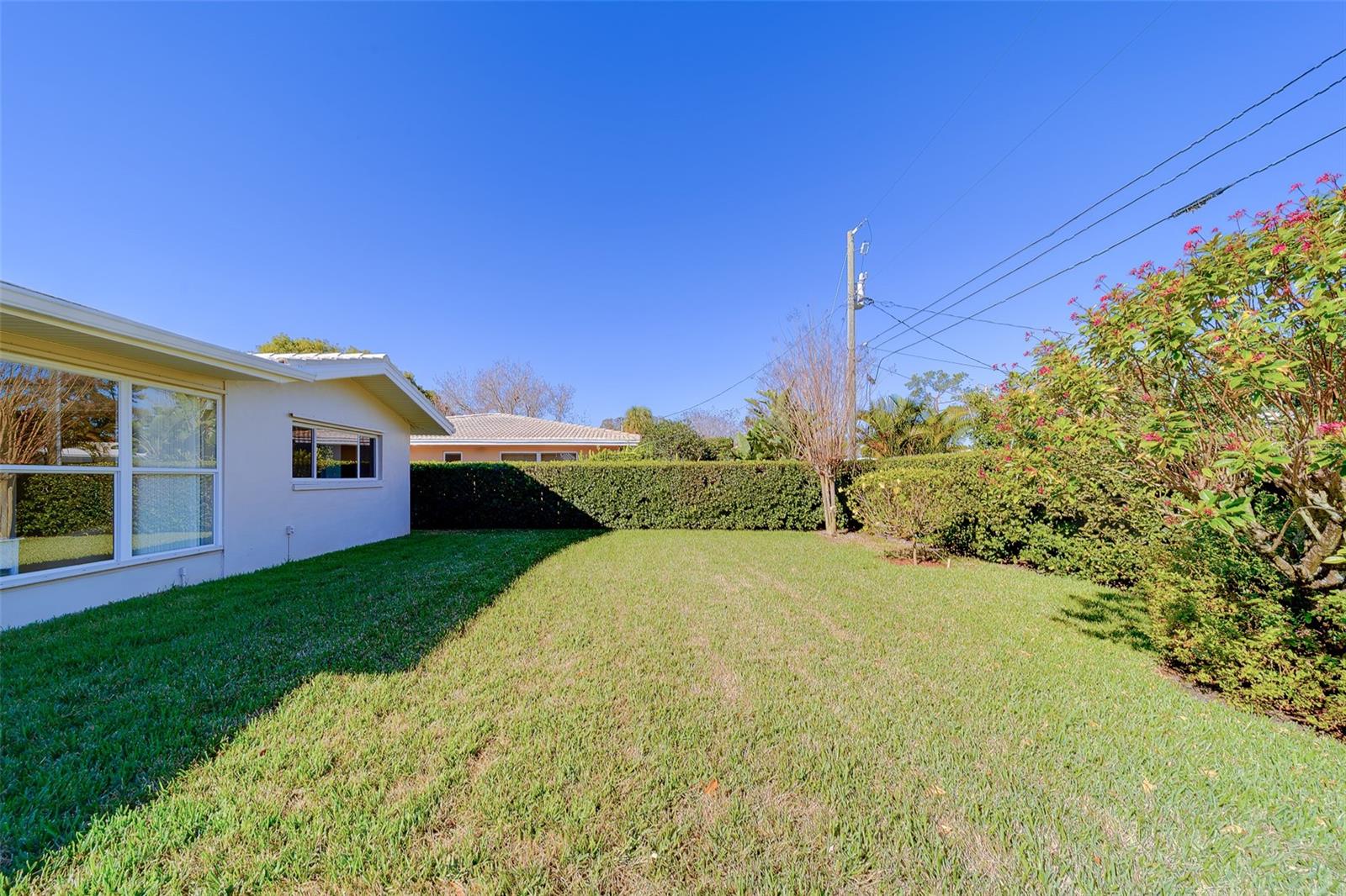 Image 45 of 54 For 2060 Envoy Court