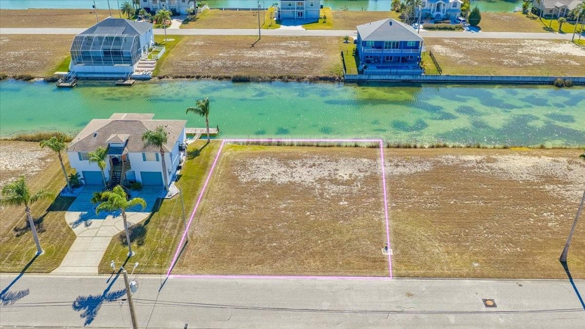 Image 4 of 13 For 3520 Cobia Drive