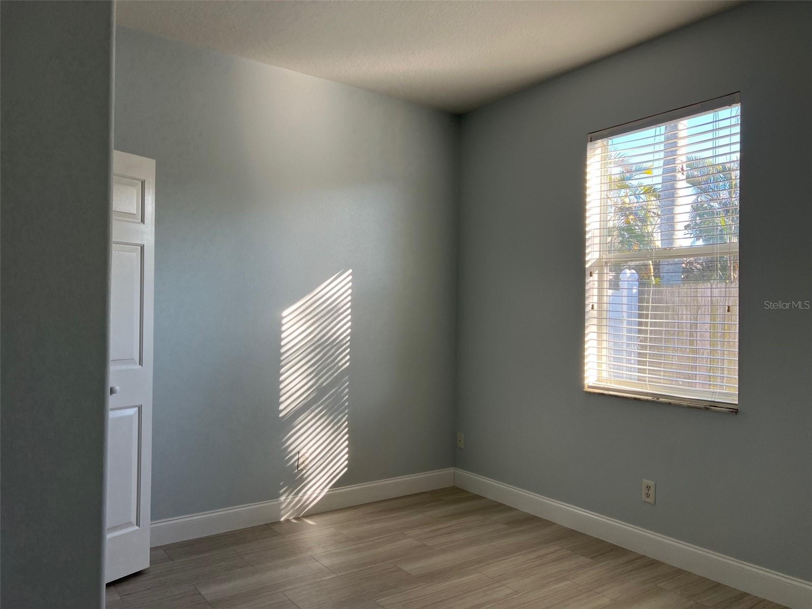 Image 17 of 29 For 1839 Sunrise Dunes Court