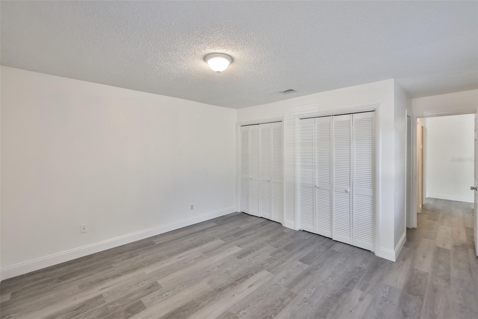 Image 22 of 33 For 11507 Valencia Drive A