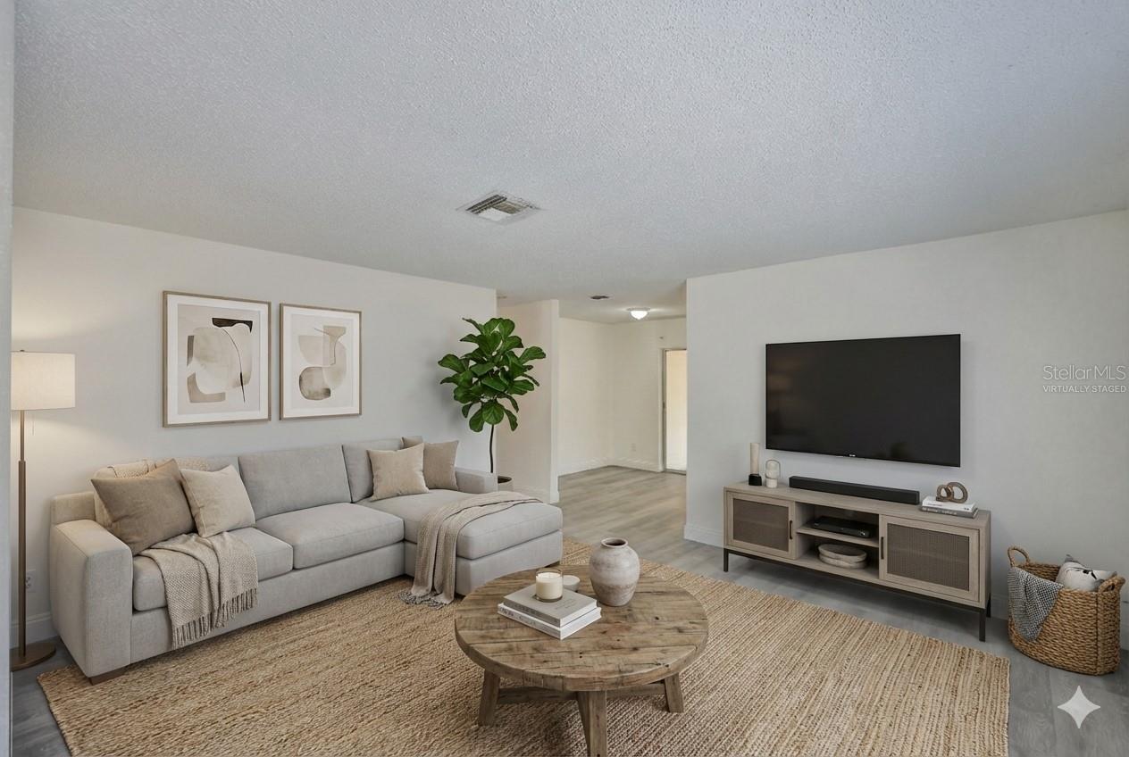 Image 5 of 33 For 11507 Valencia Drive A