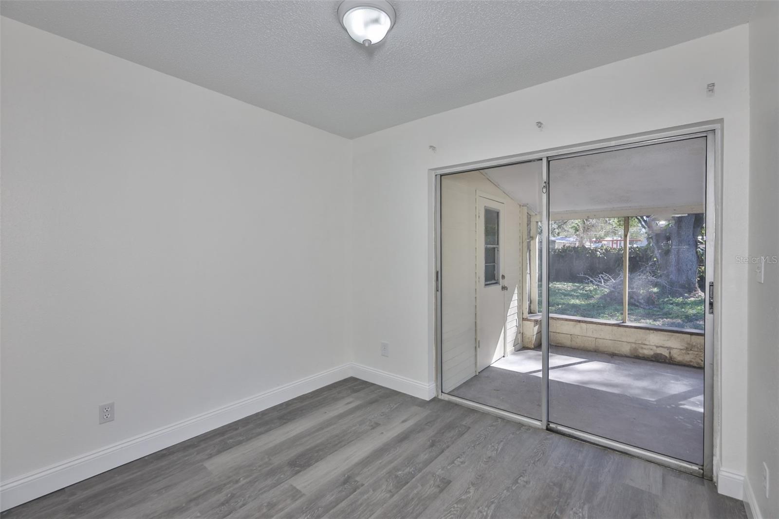 Image 8 of 33 For 11507 Valencia Drive A