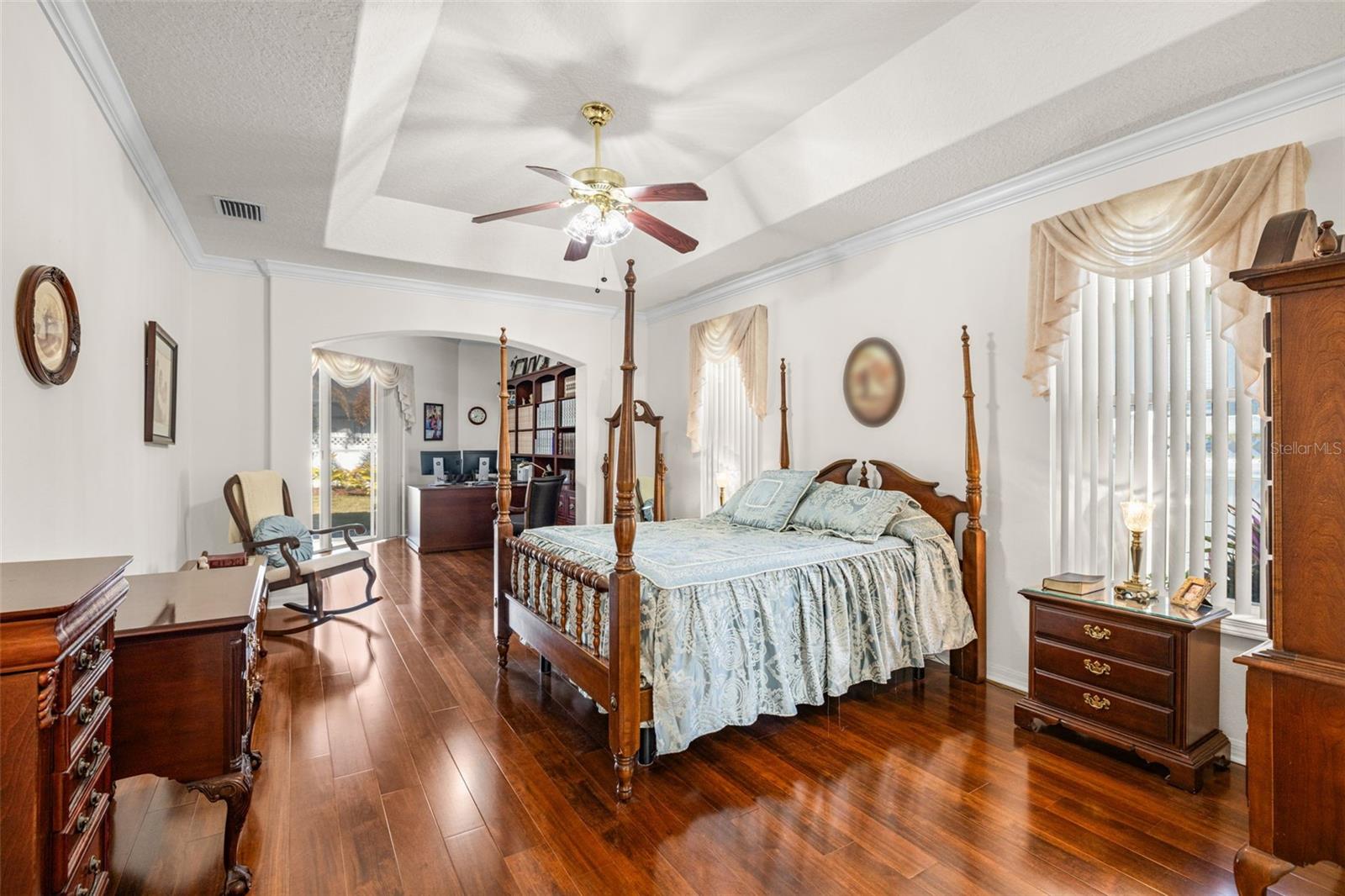 Image 17 of 43 For 20817 Cedar Bluff Place