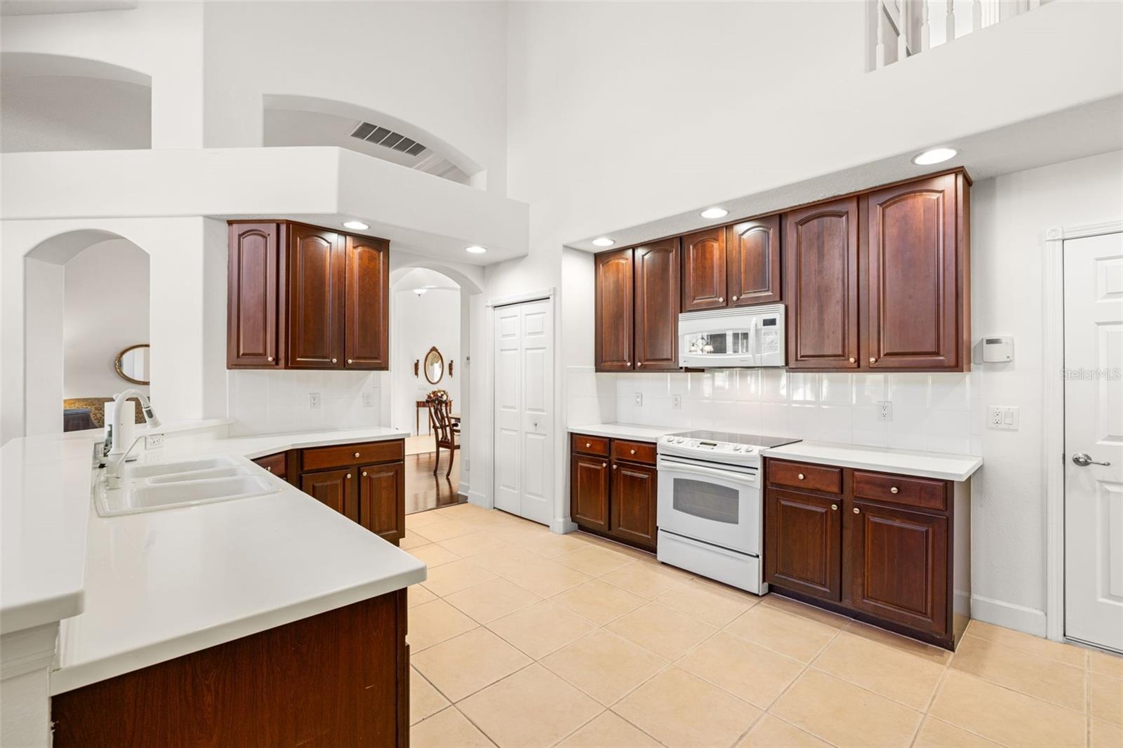 Image 9 of 43 For 20817 Cedar Bluff Place