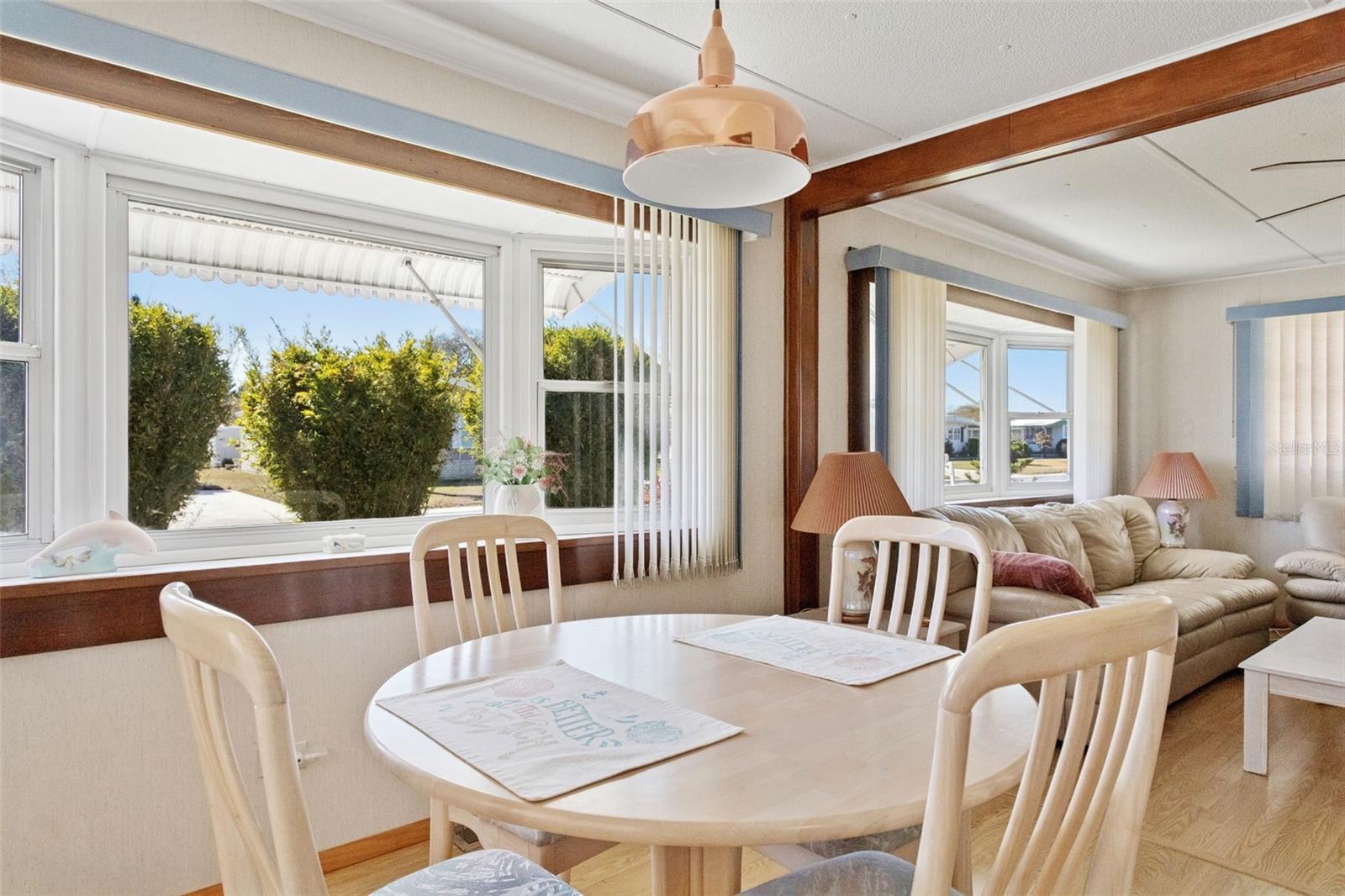 Listing photo id 14 for 183 Philadelphia Boulevard 22