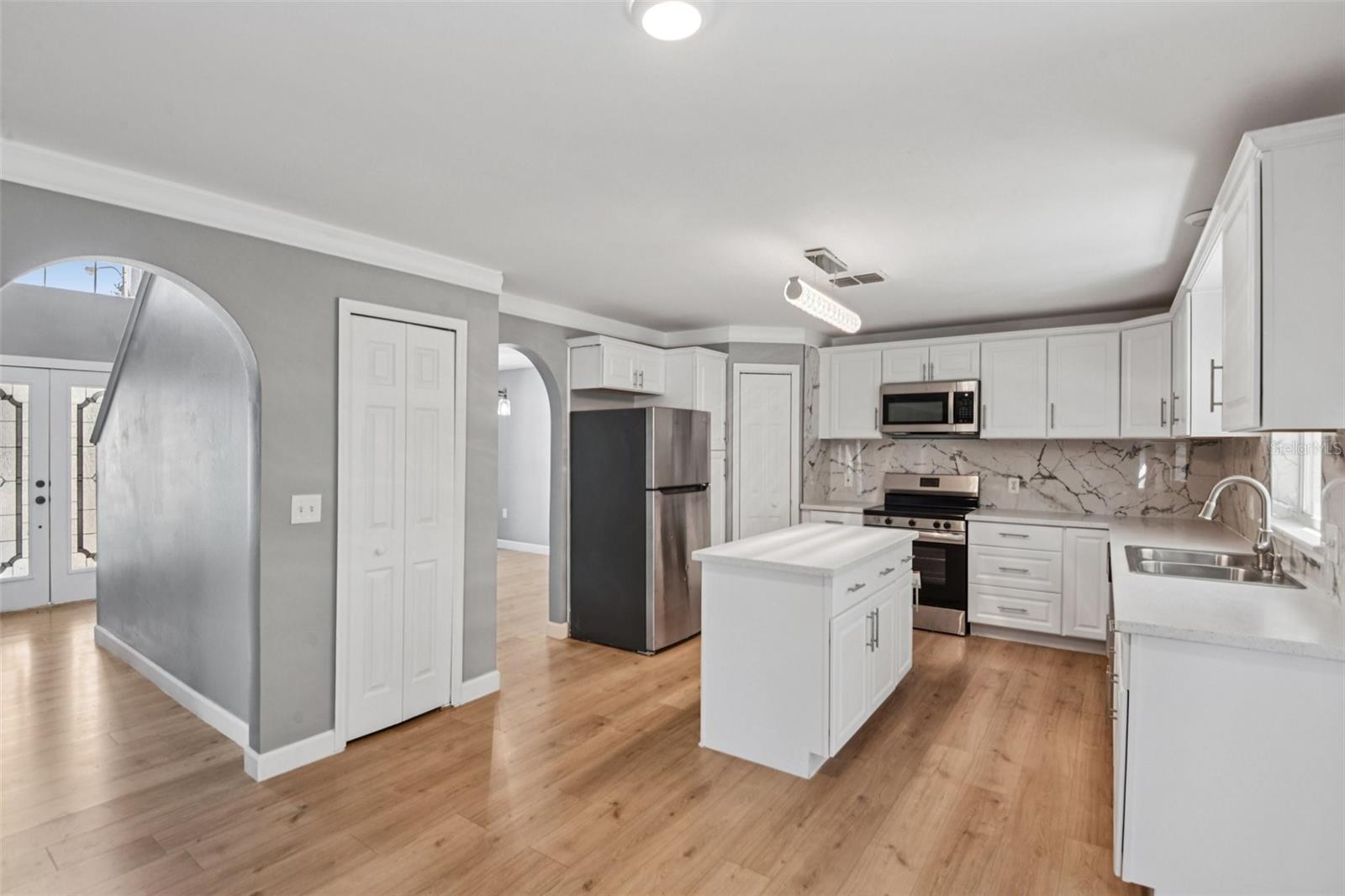 Image 7 of 36 For 5410 Treig Lane