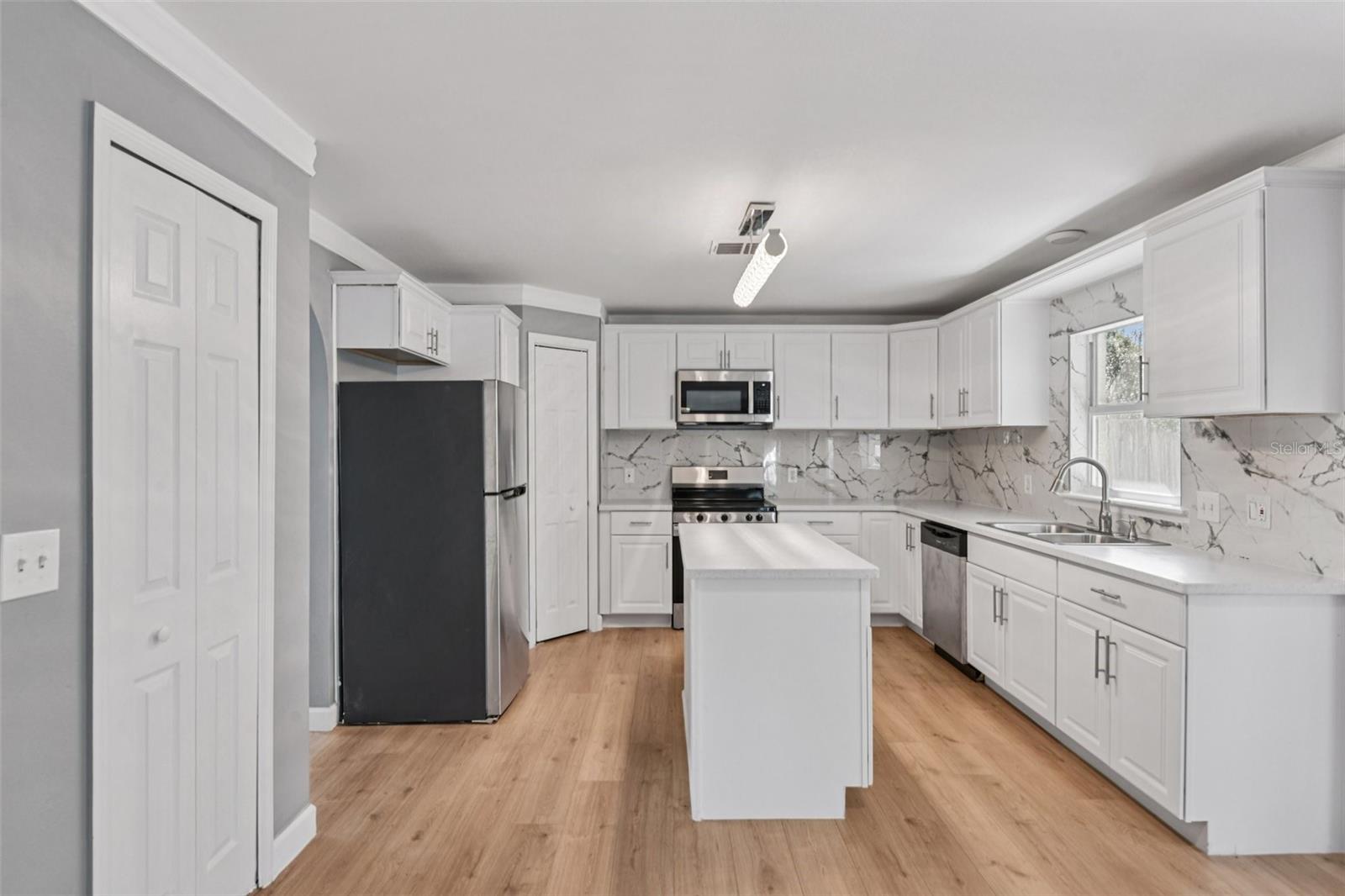 Image 8 of 36 For 5410 Treig Lane