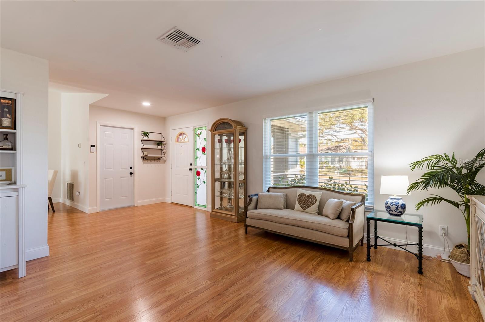 Image 12 of 38 For 8194 124th Terrace