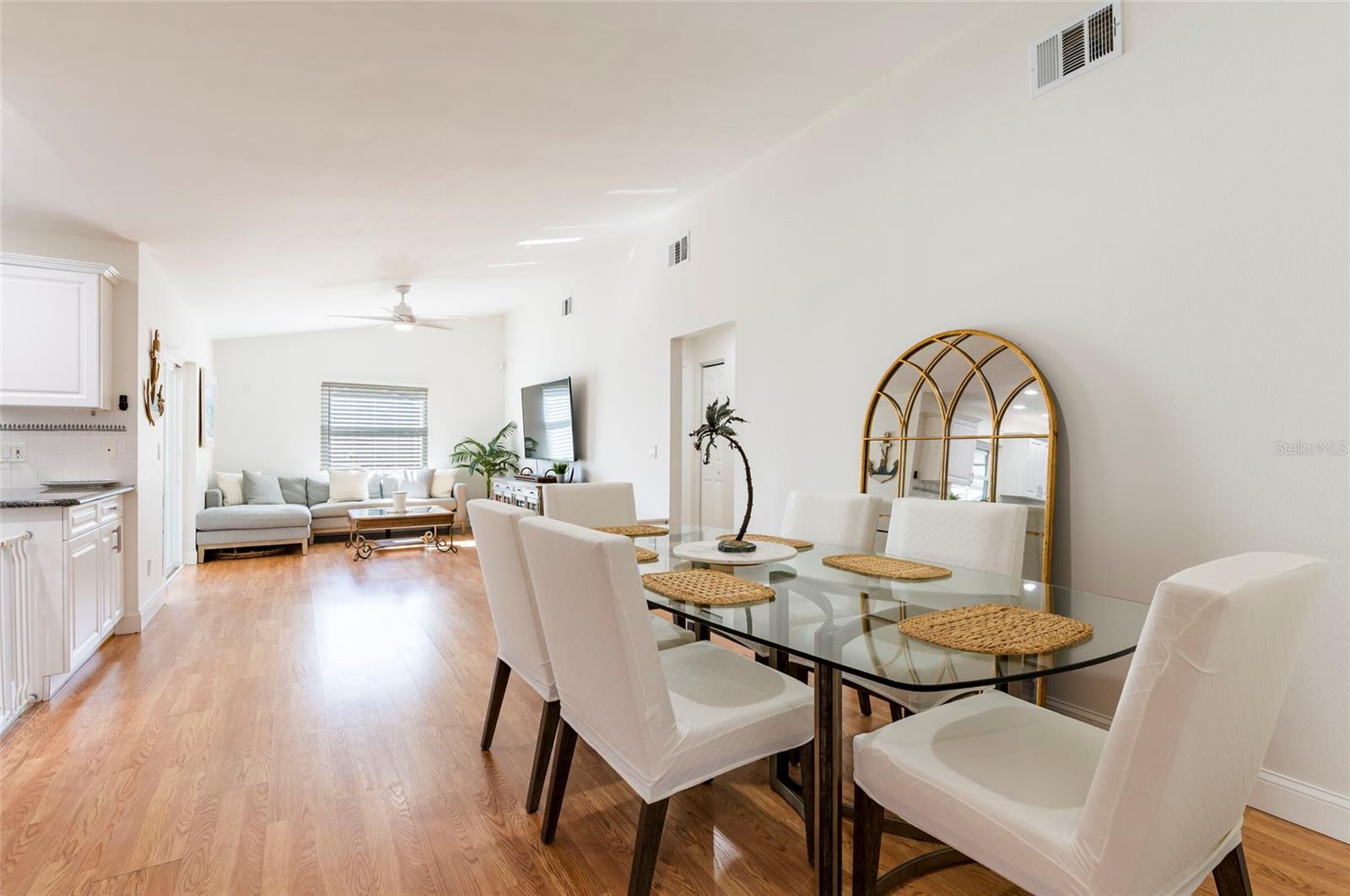 Image 22 of 38 For 8194 124th Terrace