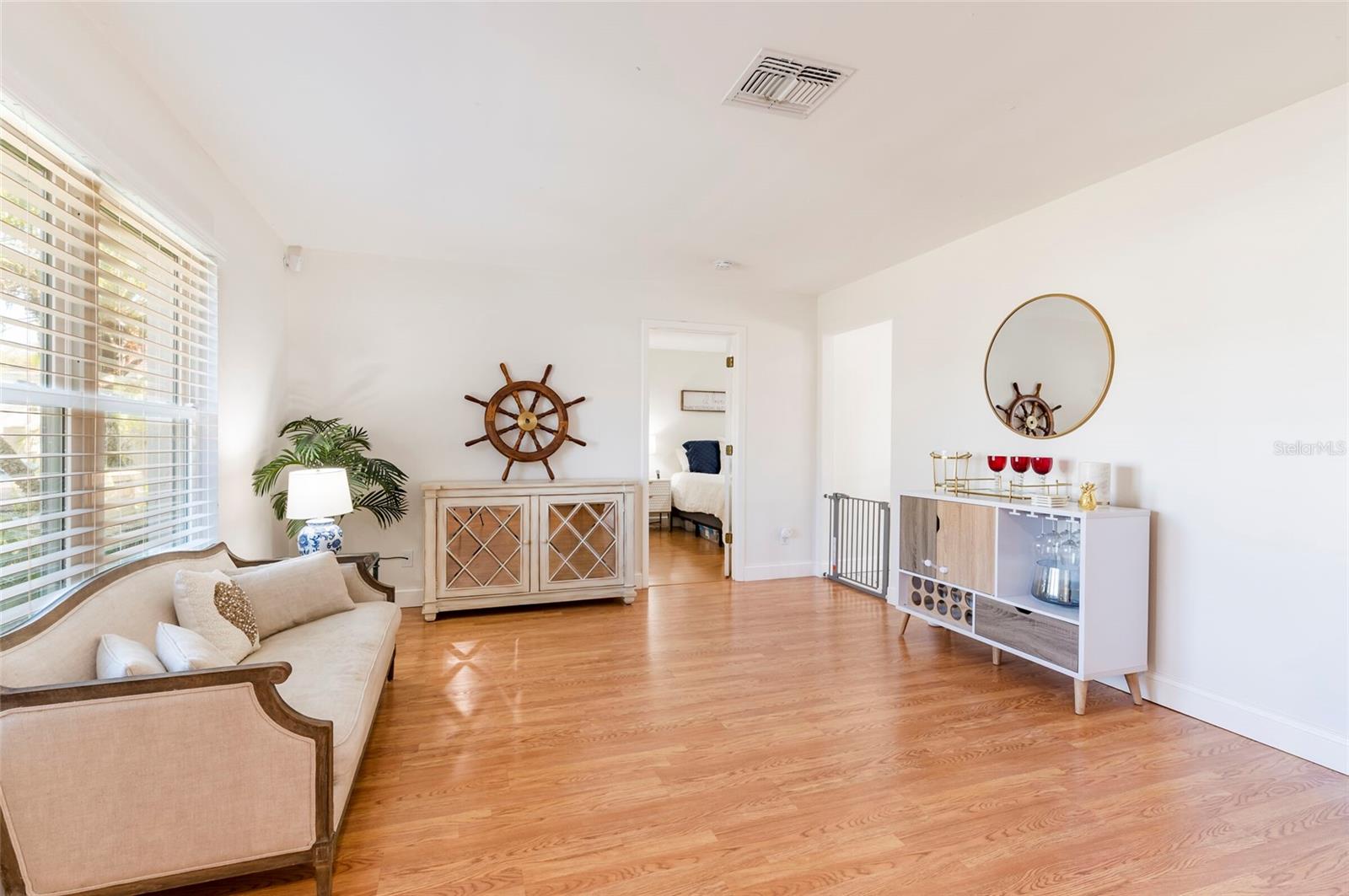 Image 9 of 38 For 8194 124th Terrace