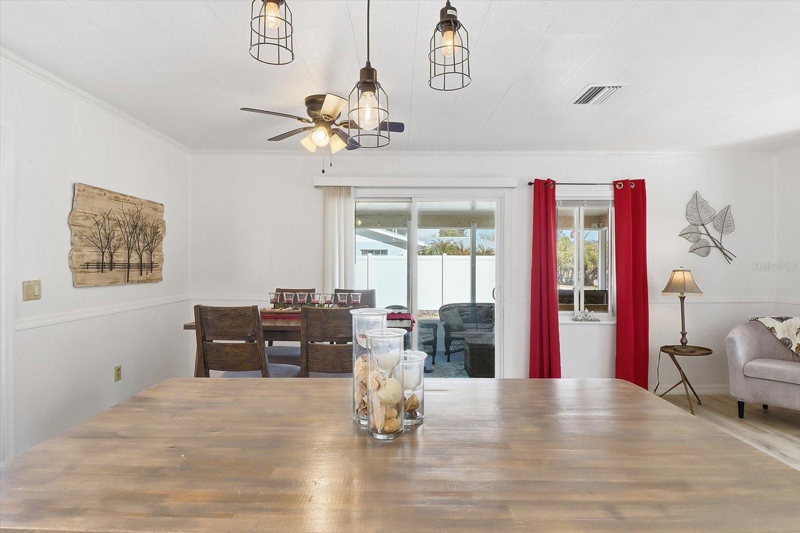 Image 18 of 57 For 1050 Midiron Point