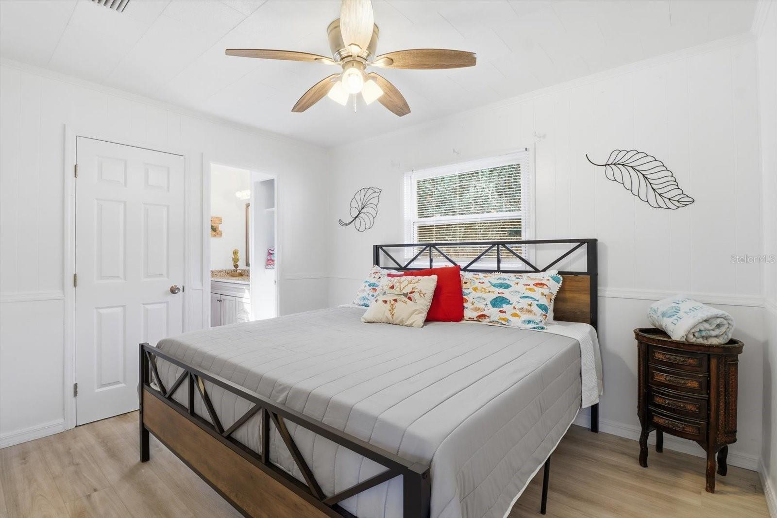 Image 25 of 57 For 1050 Midiron Point