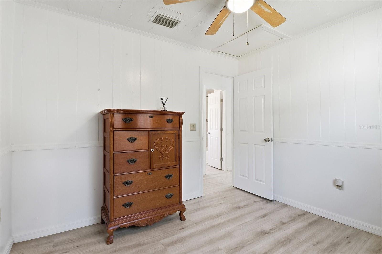 Image 30 of 57 For 1050 Midiron Point