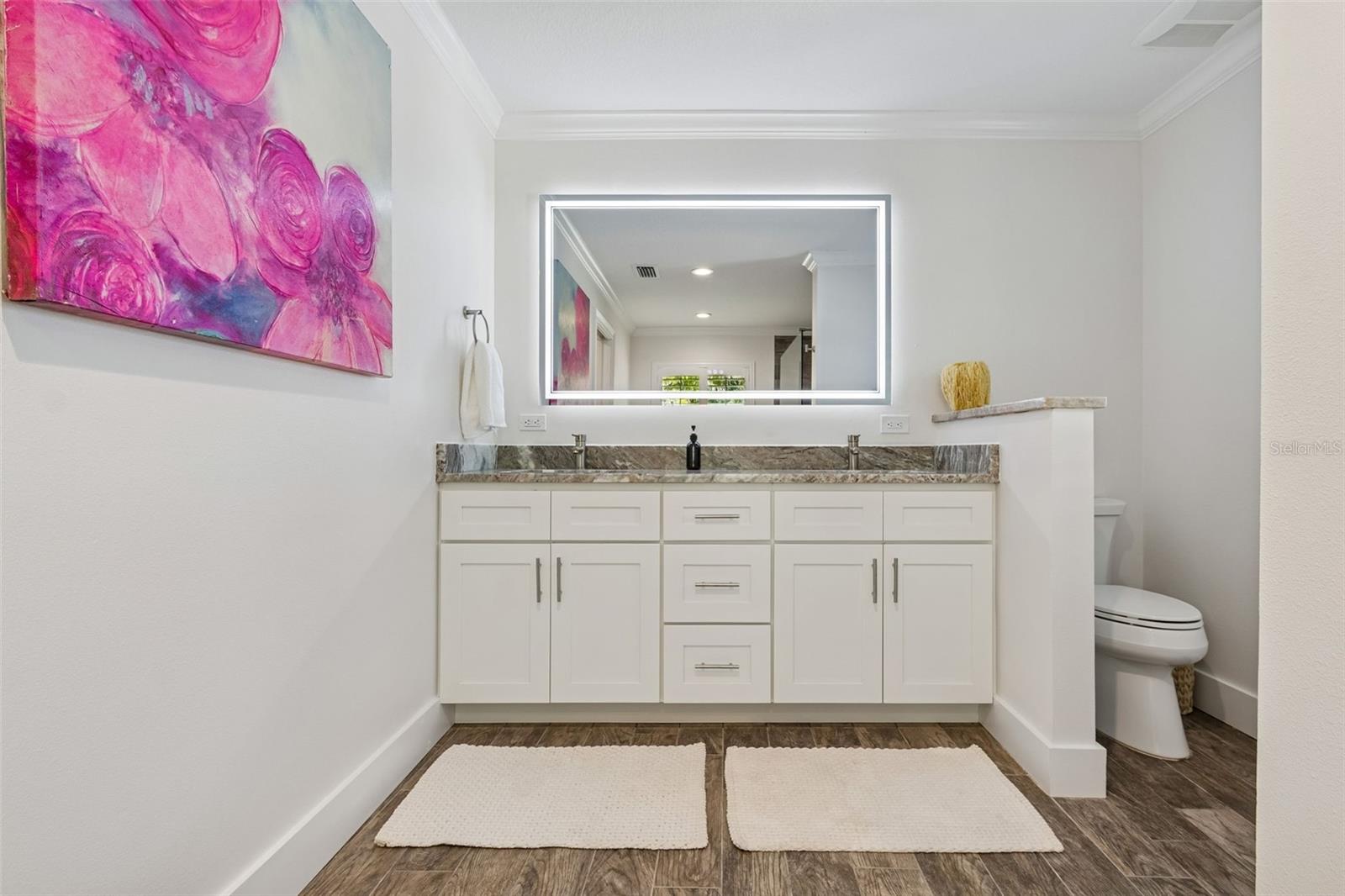 Image 30 of 81 For 865 Shore Drive