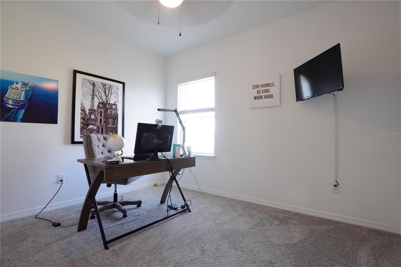 Image 16 of 44 For 6332 Laurelcrest Glen