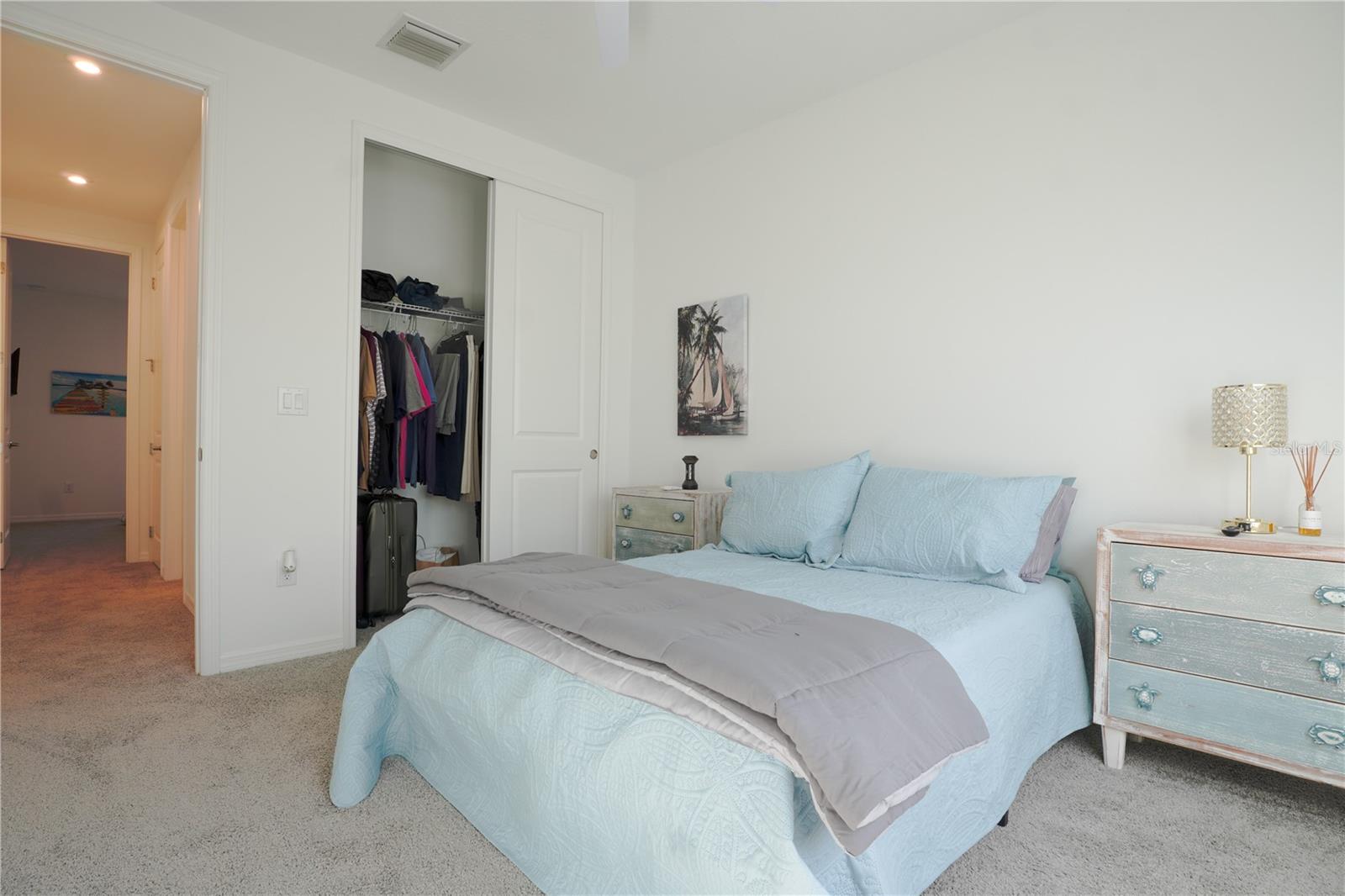 Image 19 of 44 For 6332 Laurelcrest Glen