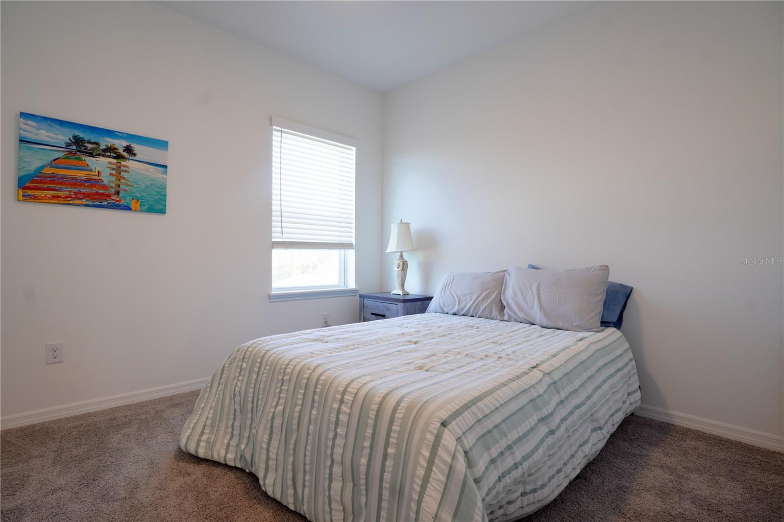 Image 23 of 44 For 6332 Laurelcrest Glen