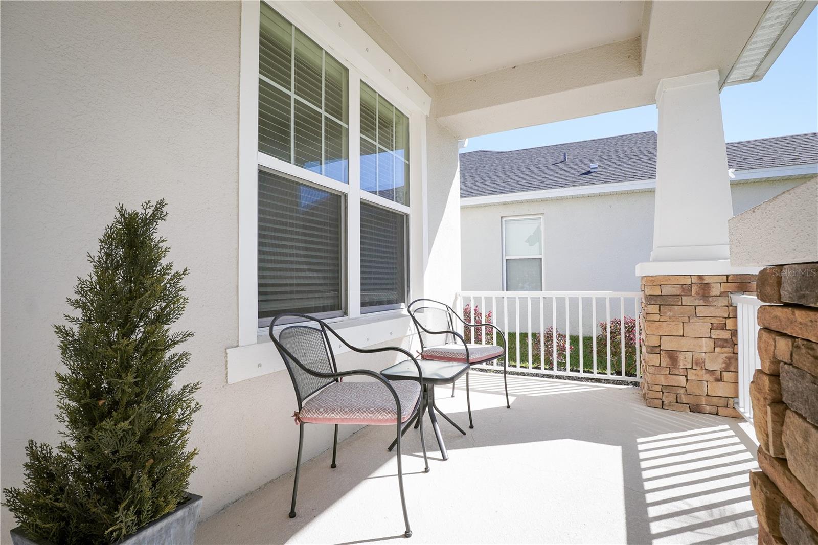 Image 4 of 44 For 6332 Laurelcrest Glen