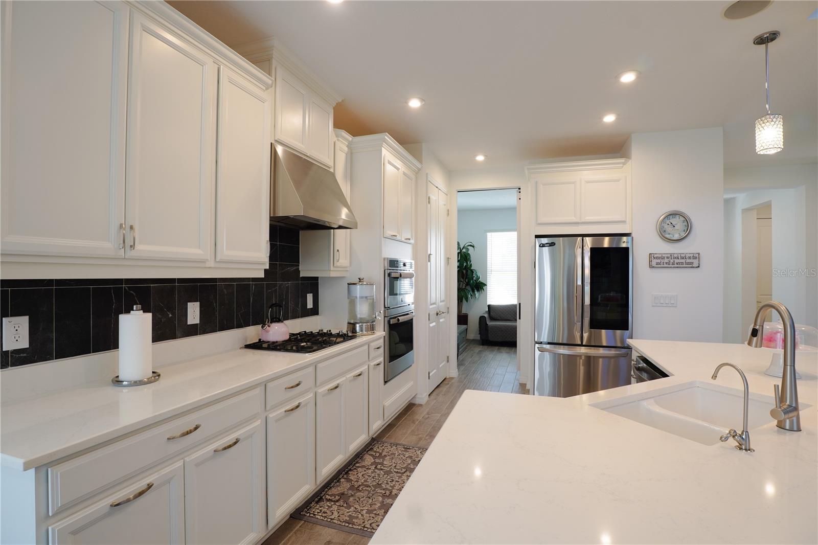 Image 7 of 44 For 6332 Laurelcrest Glen