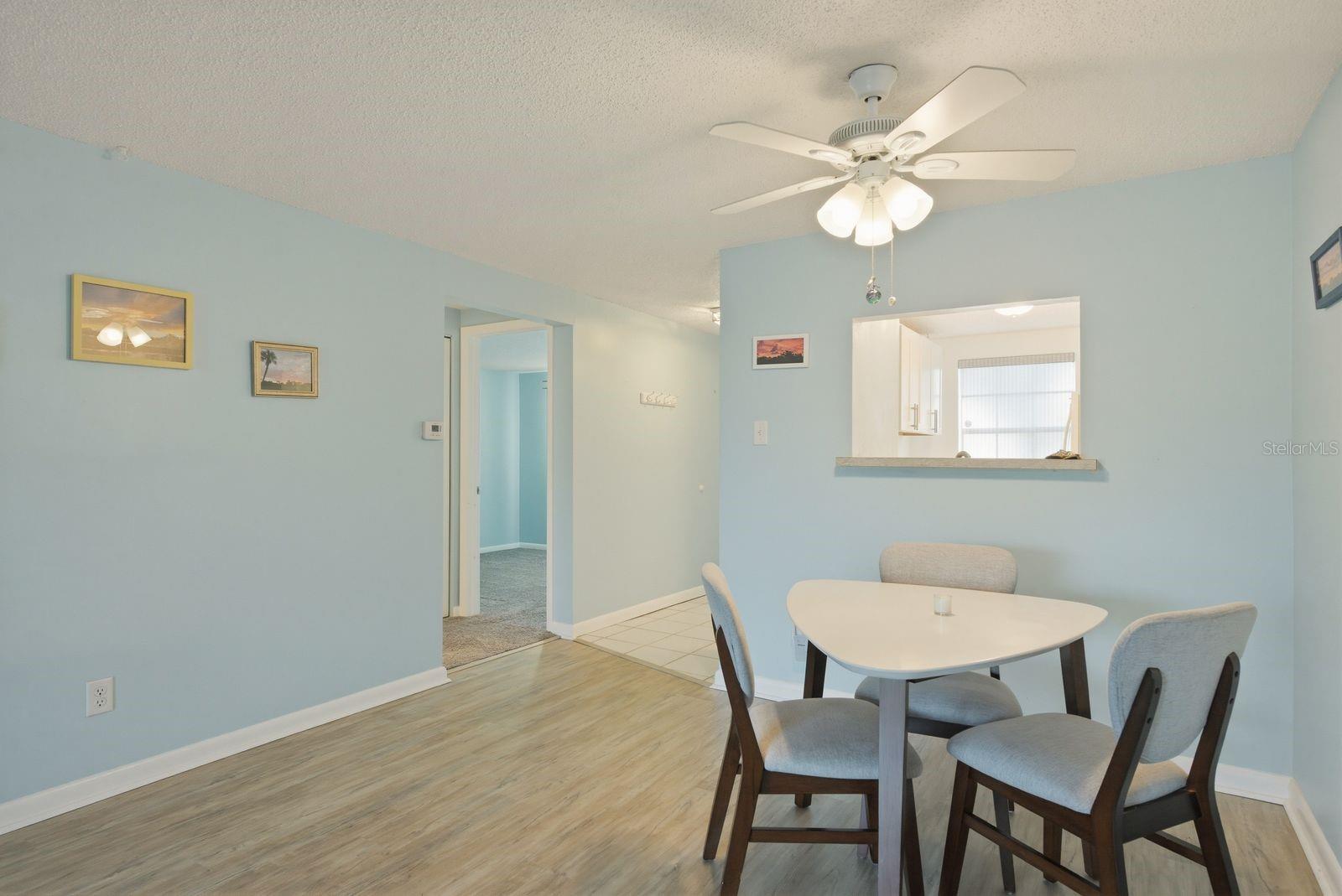 Listing photo id 9 for 3309 Trophy Boulevard