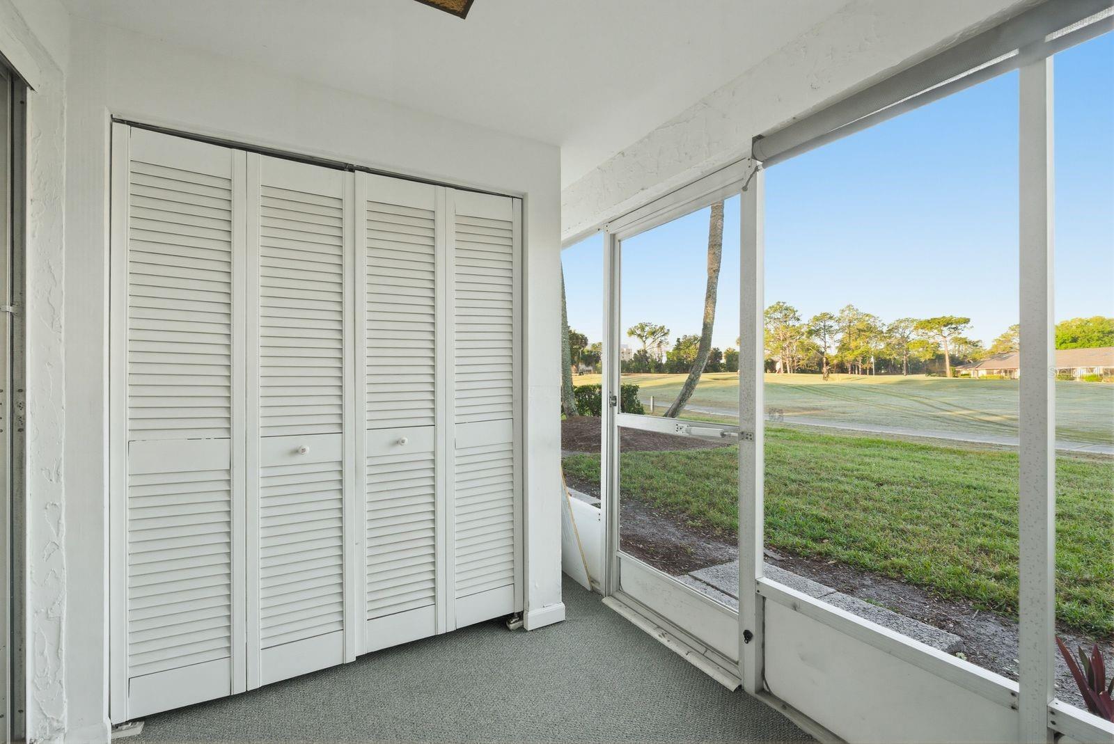 Listing photo id 18 for 3309 Trophy Boulevard