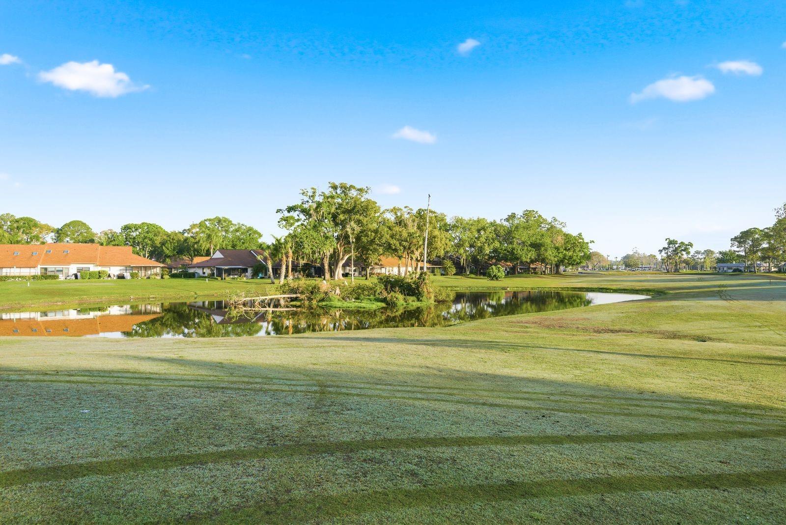 Listing photo id 33 for 3309 Trophy Boulevard