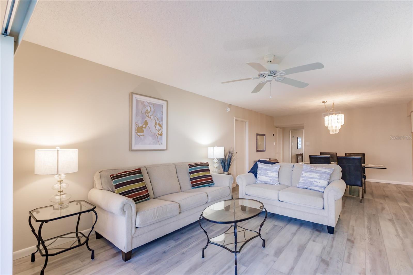 Image 4 of 31 For 1055 Peppertree Drive 506aa