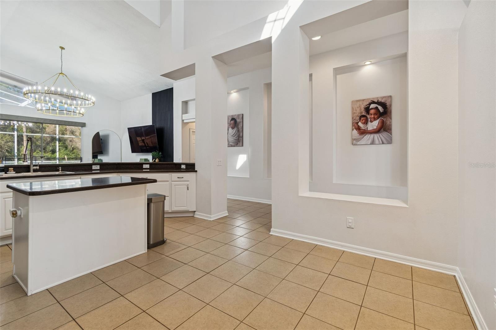 Image 16 of 72 For 2328 Brinley Drive