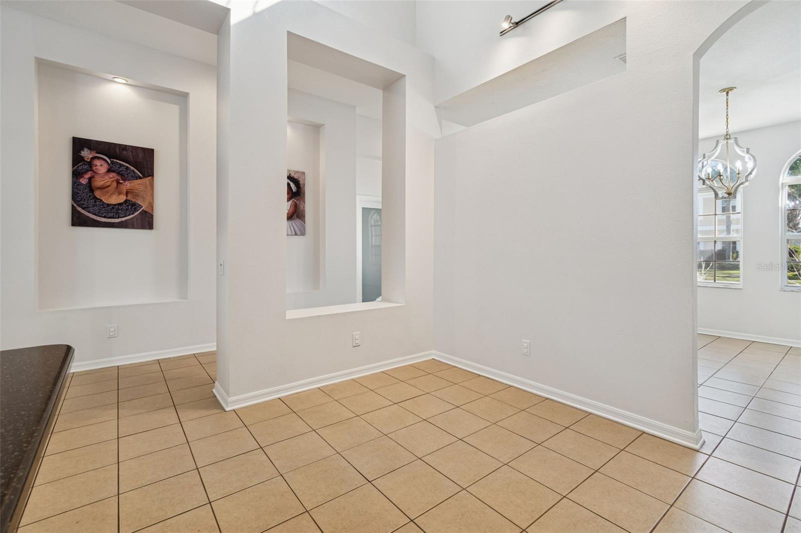 Image 17 of 72 For 2328 Brinley Drive