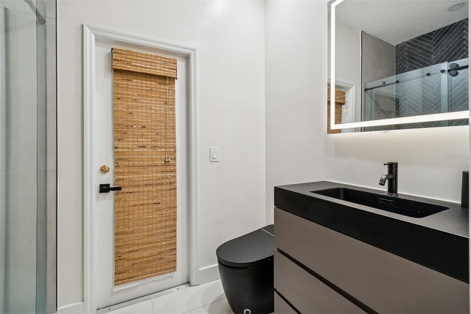 Image 39 of 72 For 2328 Brinley Drive