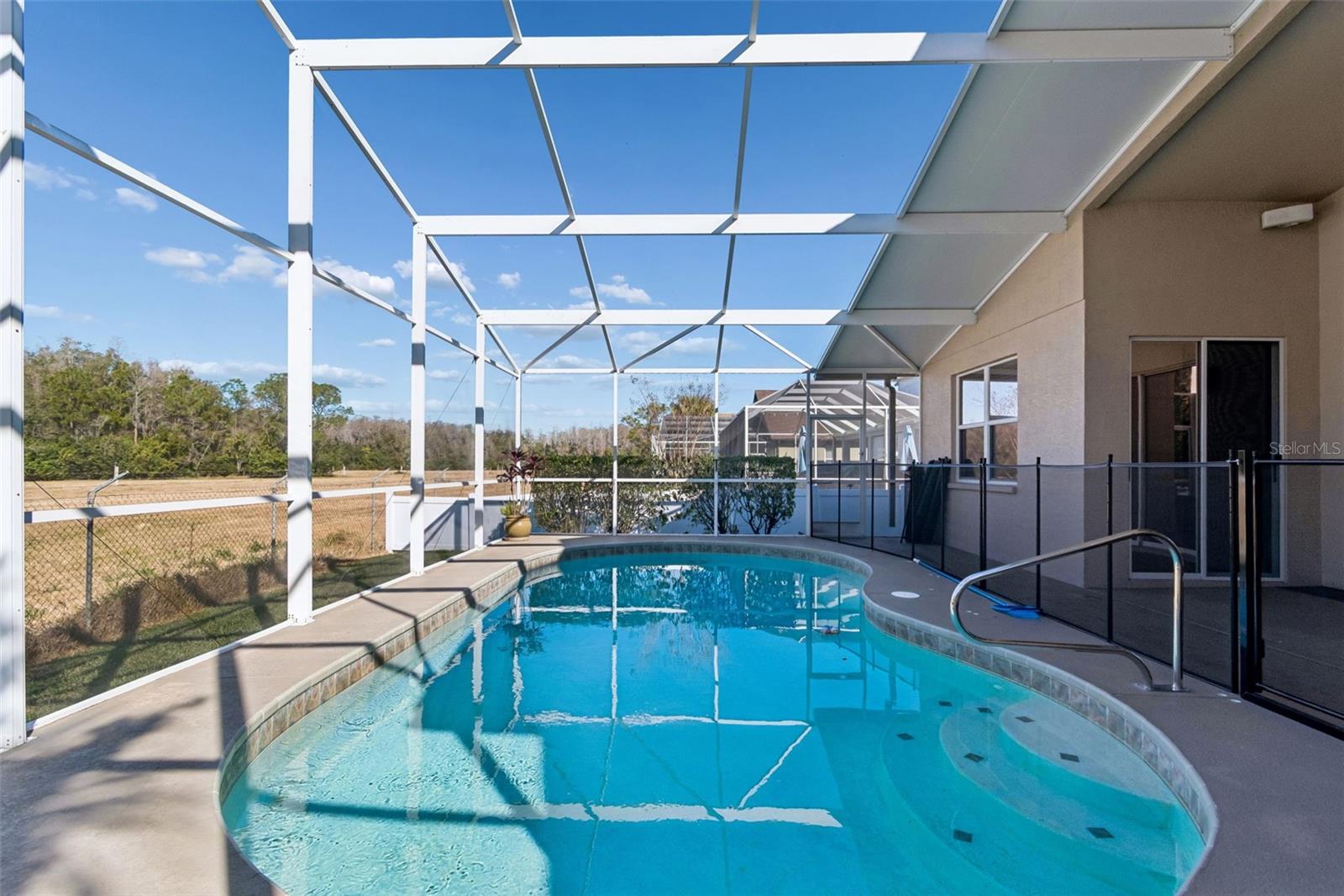 Image 52 of 72 For 2328 Brinley Drive