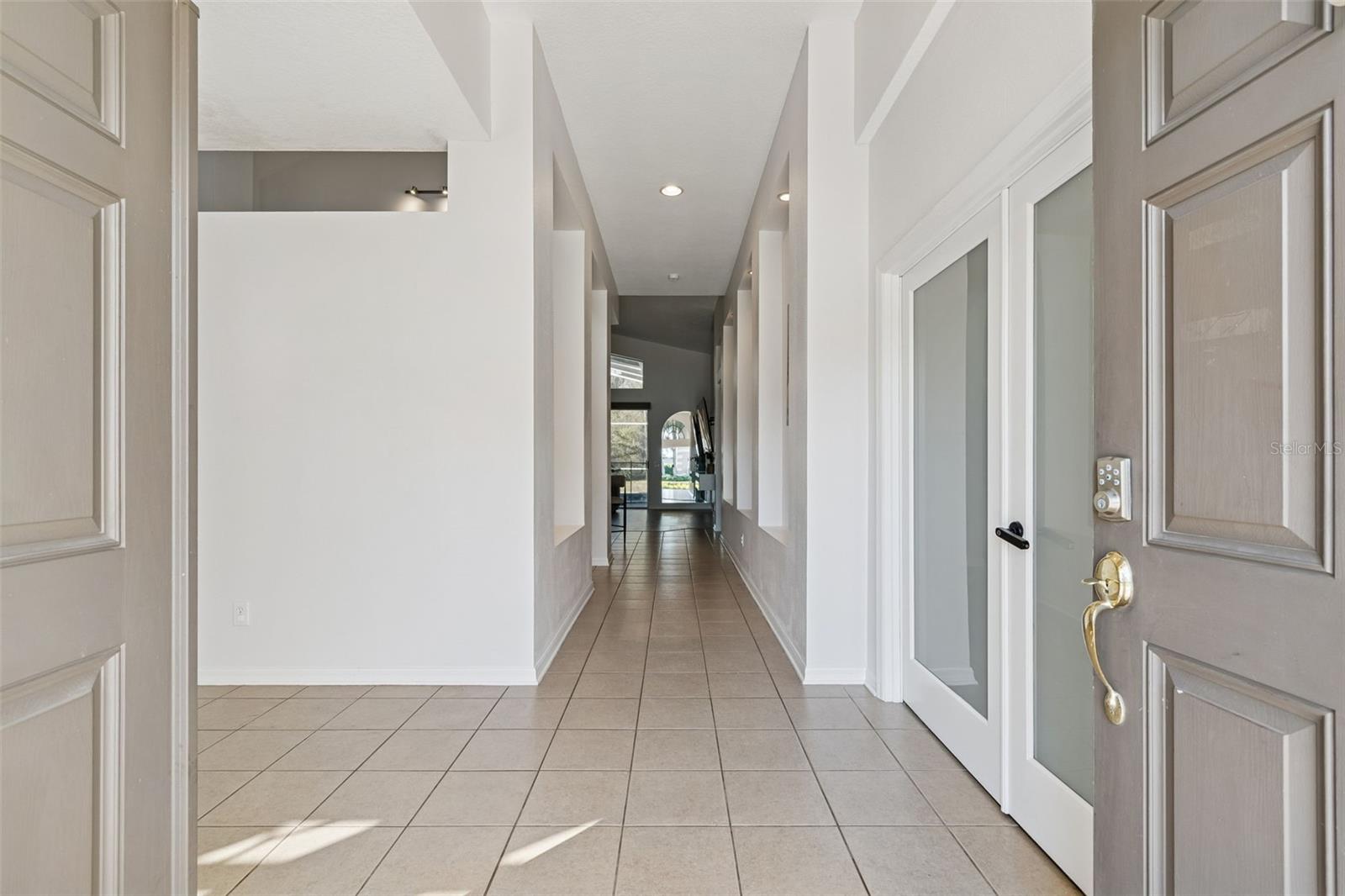 Image 9 of 72 For 2328 Brinley Drive