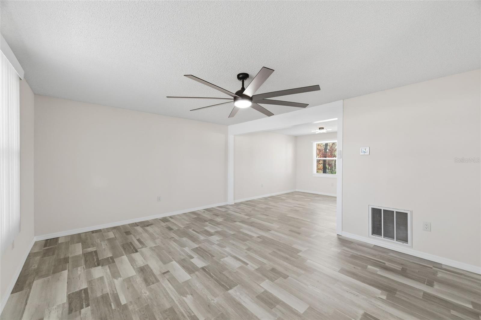 Image 13 of 59 For 11176 Montcalm Road