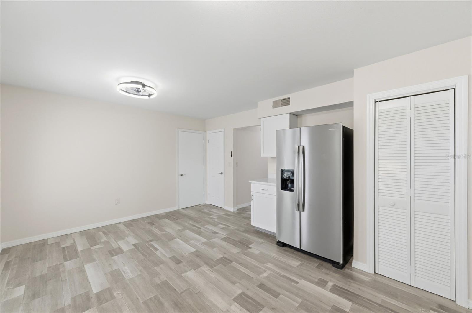 Image 22 of 59 For 11176 Montcalm Road