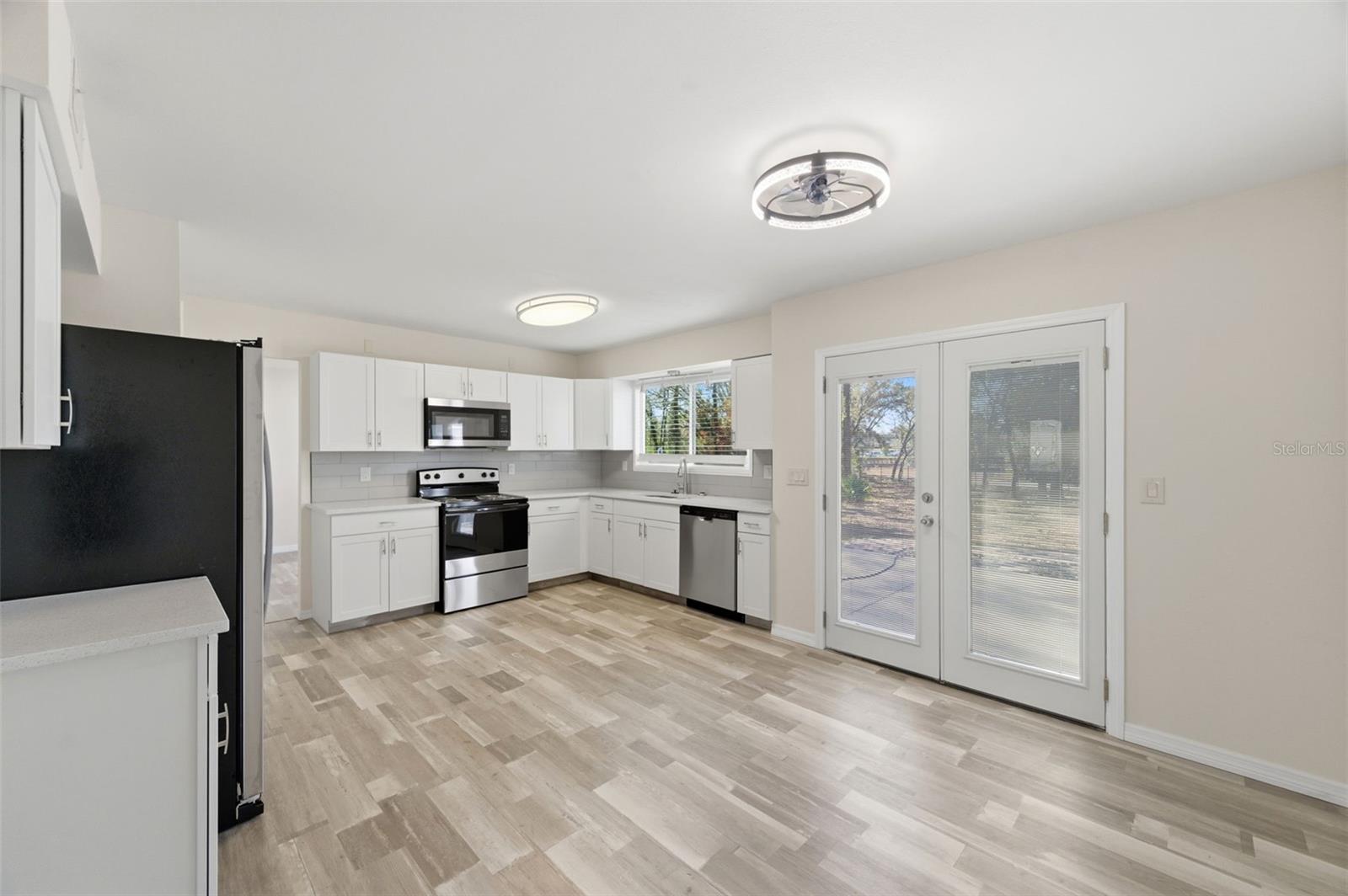 Image 24 of 59 For 11176 Montcalm Road