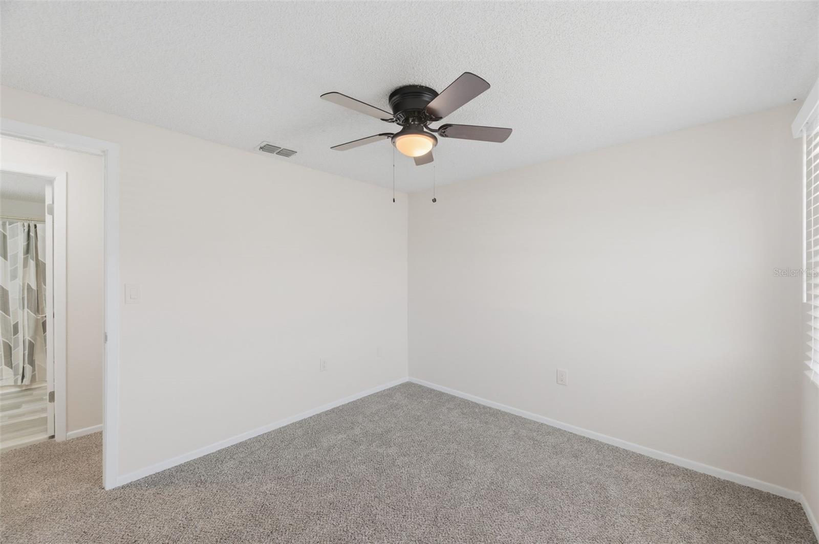 Image 39 of 59 For 11176 Montcalm Road