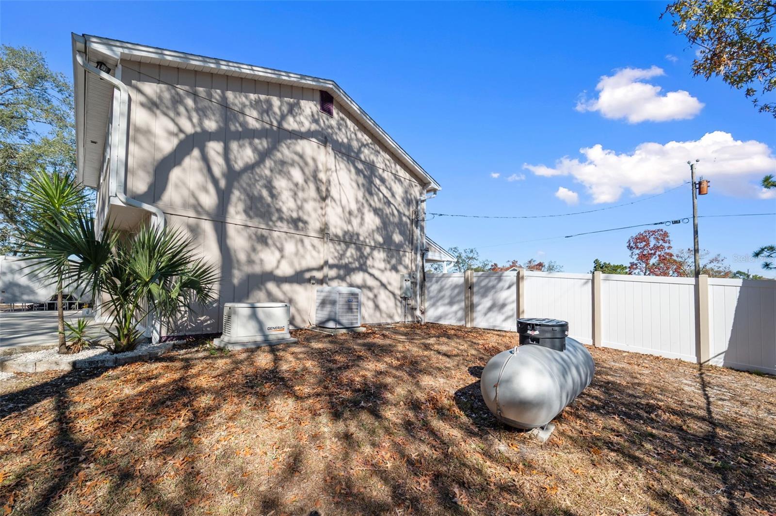 Image 56 of 59 For 11176 Montcalm Road