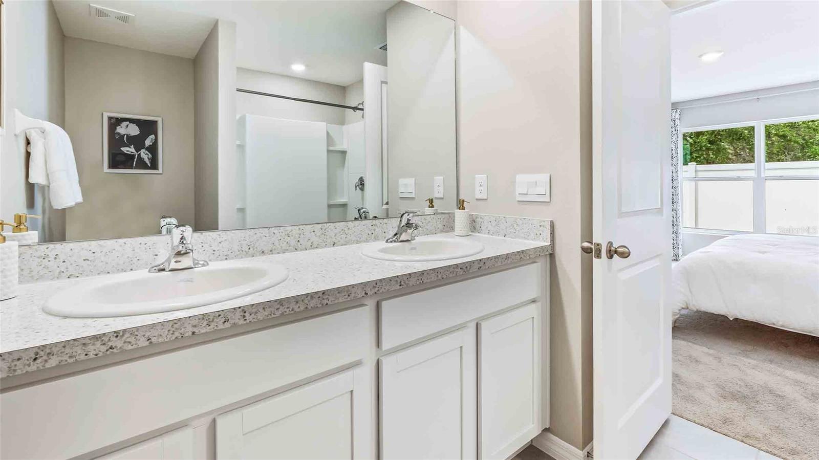 Image 13 of 15 For 17843 Acorn Drop Road