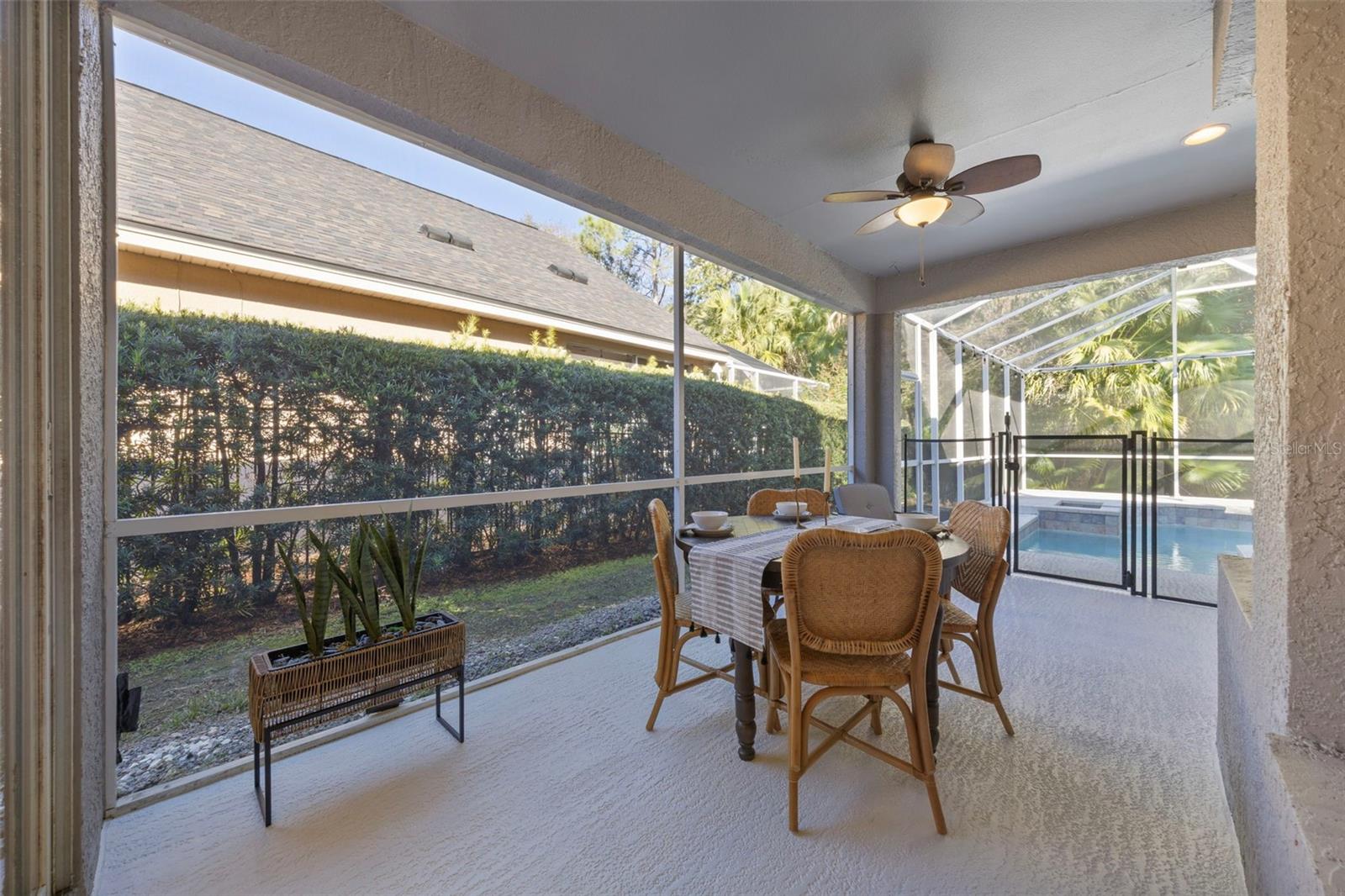 Image 40 of 99 For 9617 Greenpointe Drive