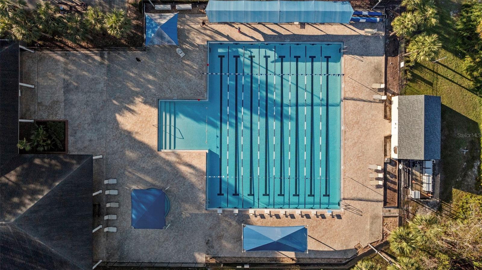 Image 76 of 99 For 9617 Greenpointe Drive