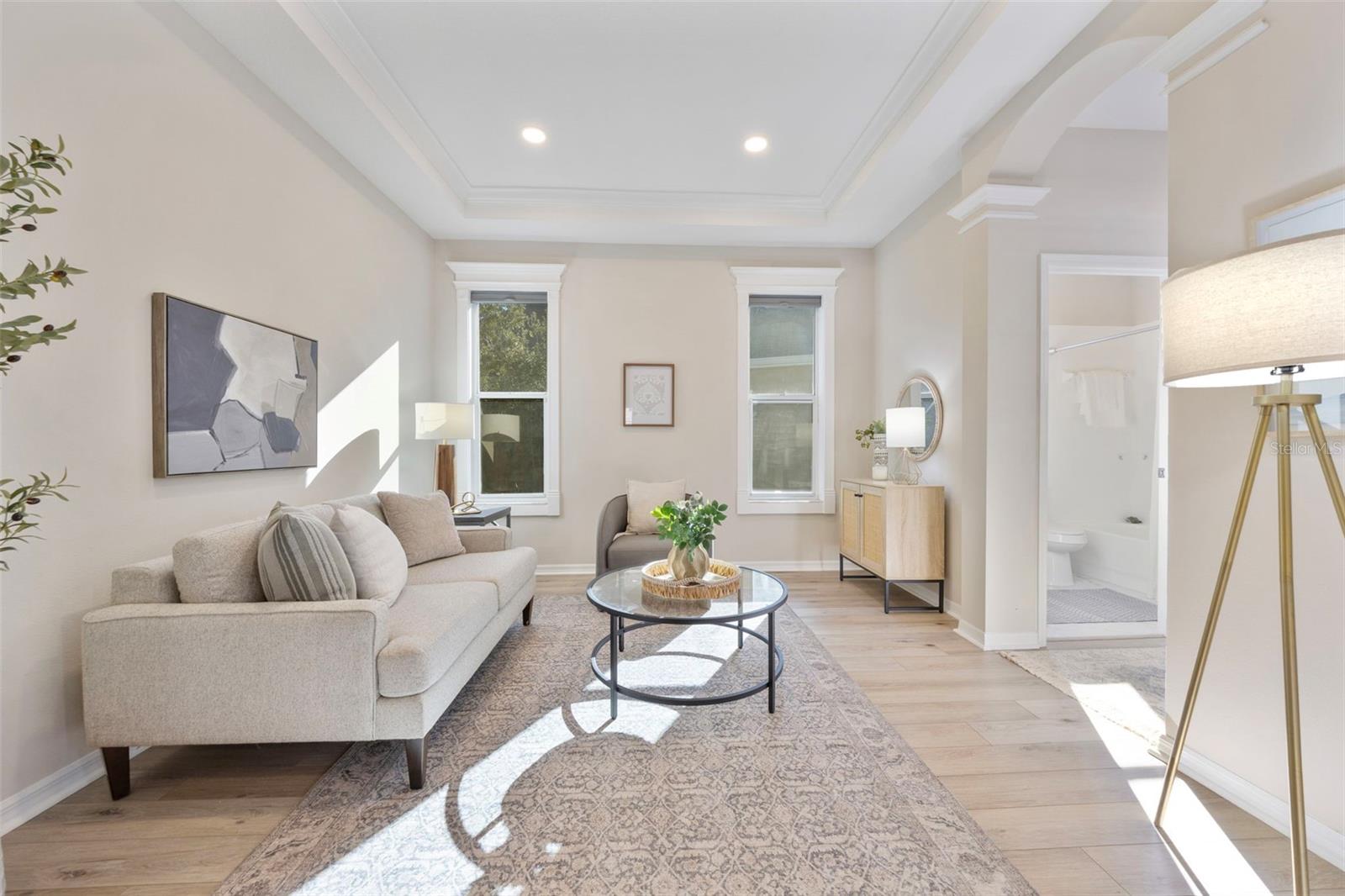 Image 8 of 99 For 9617 Greenpointe Drive